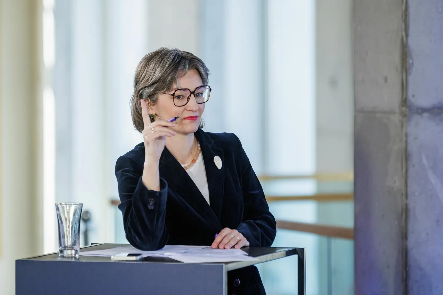 Kliimaminister Yoko Alenderi sõnul tuleb heite vähendamise eesmärk sektorite vahel ära jagada.
