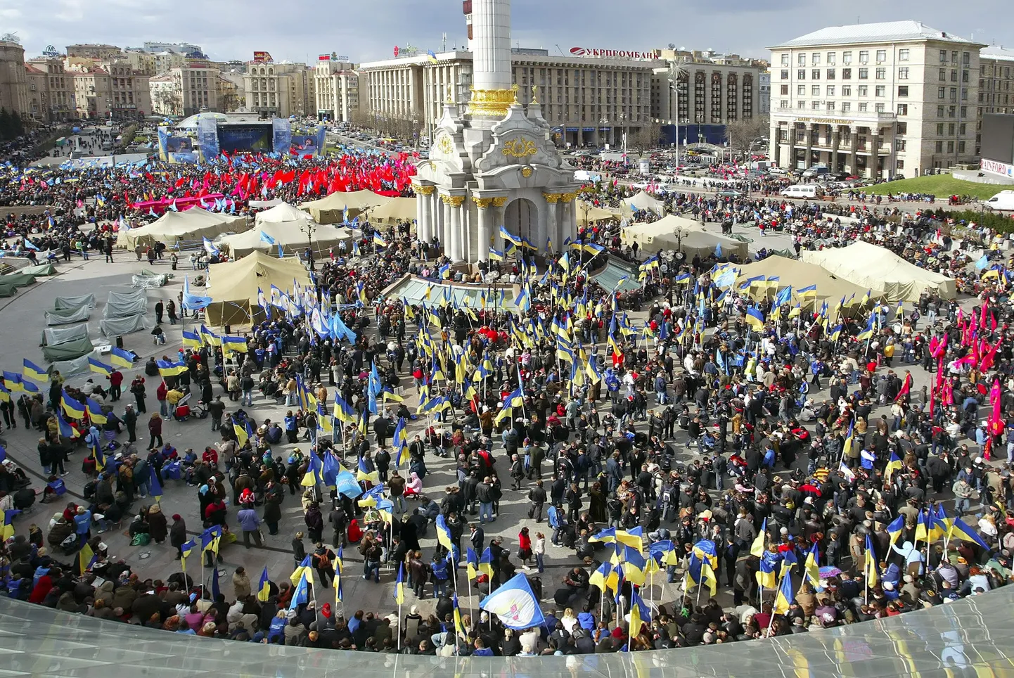 Kiievi Iseseisvuse väljak ehk Maidan Nezaležnosti aprillis 2009.