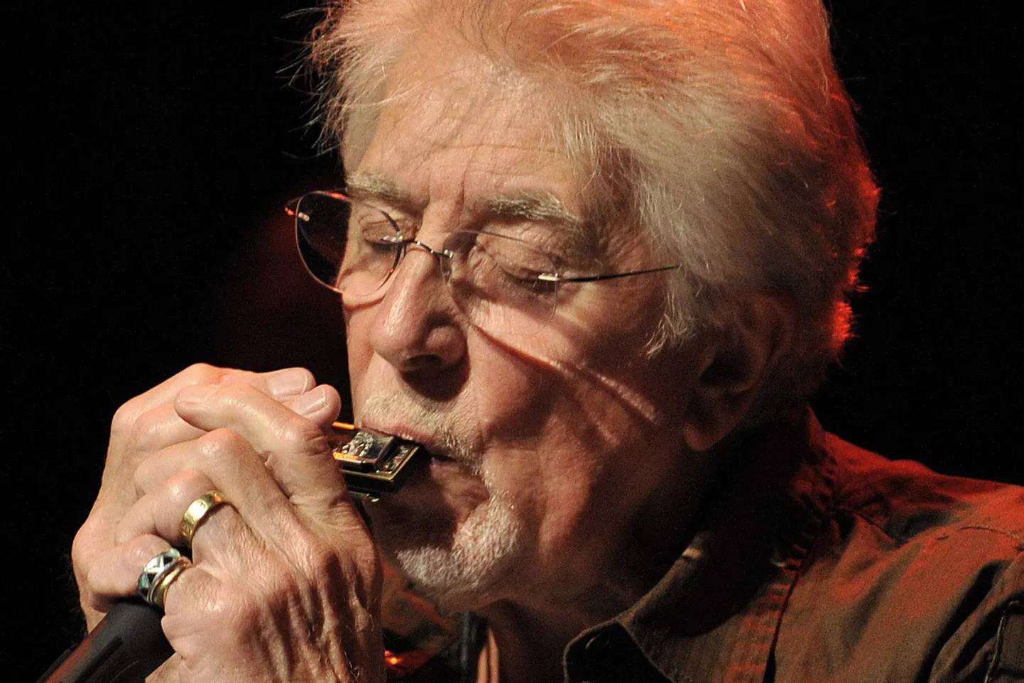 John Mayall esinemas aastal 2008.
