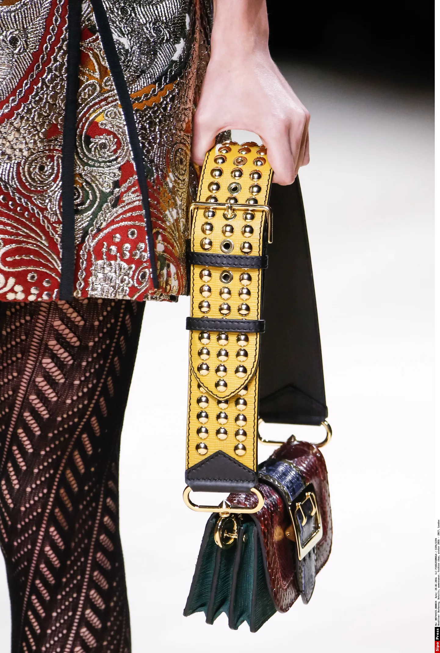 Сумка бренда “Burberry”. Иллюстративное фото.