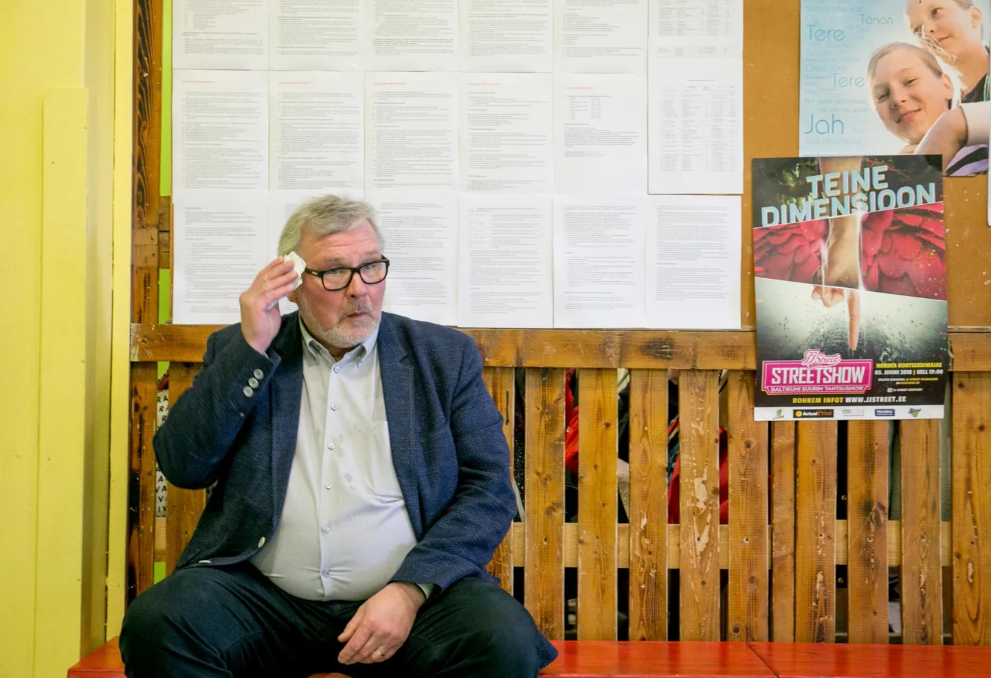 Rääma põhikooli direktori Elmo Joa pihta on lendu lastud tõsised süüdistused. Joa ise ütleb, et tegu on suures osas pahatahtliku laimuga.