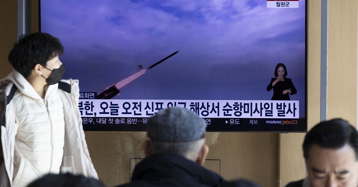 Põhja-Korea tulistas välja mitu tiibraketti