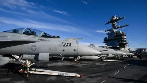 Трамп объявил морскую нефтяную блокаду Венесуэлы. Она будет касаться танкеров под санкциями