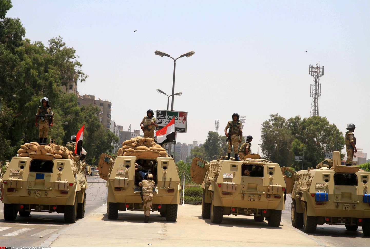 Egiptuse armee andis loa rahumeelseteks meeleavaldusteks