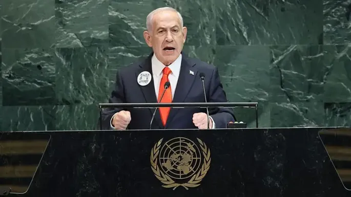 Жалаңаш және таз қыздардың суреттері