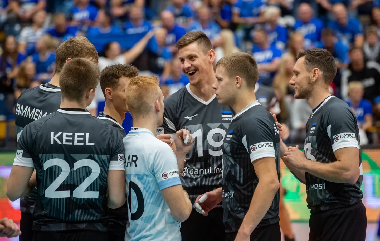 Andri Aganits (nr 19).
