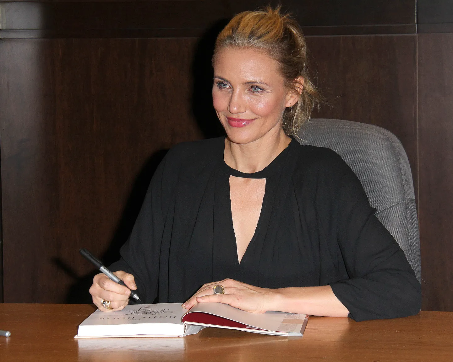 Кэмерон Диаc.