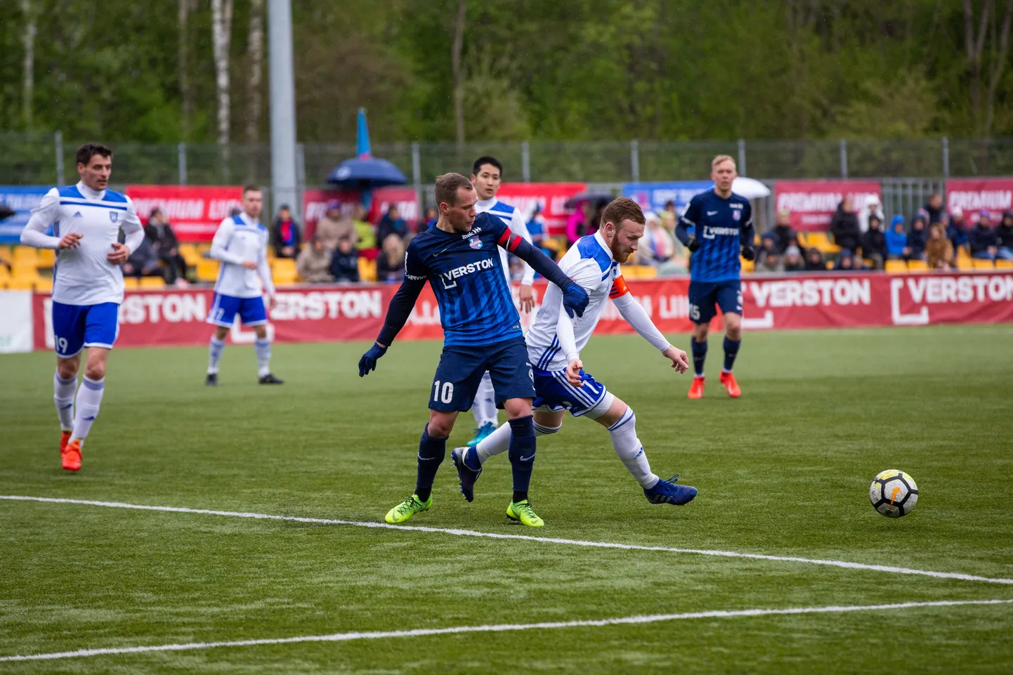 Kui pildil kujutatud mängul maikuus alistas Paide linnameeskond Maardu 2:0 seisuga, siis seekord oli väravatesadu suurem.