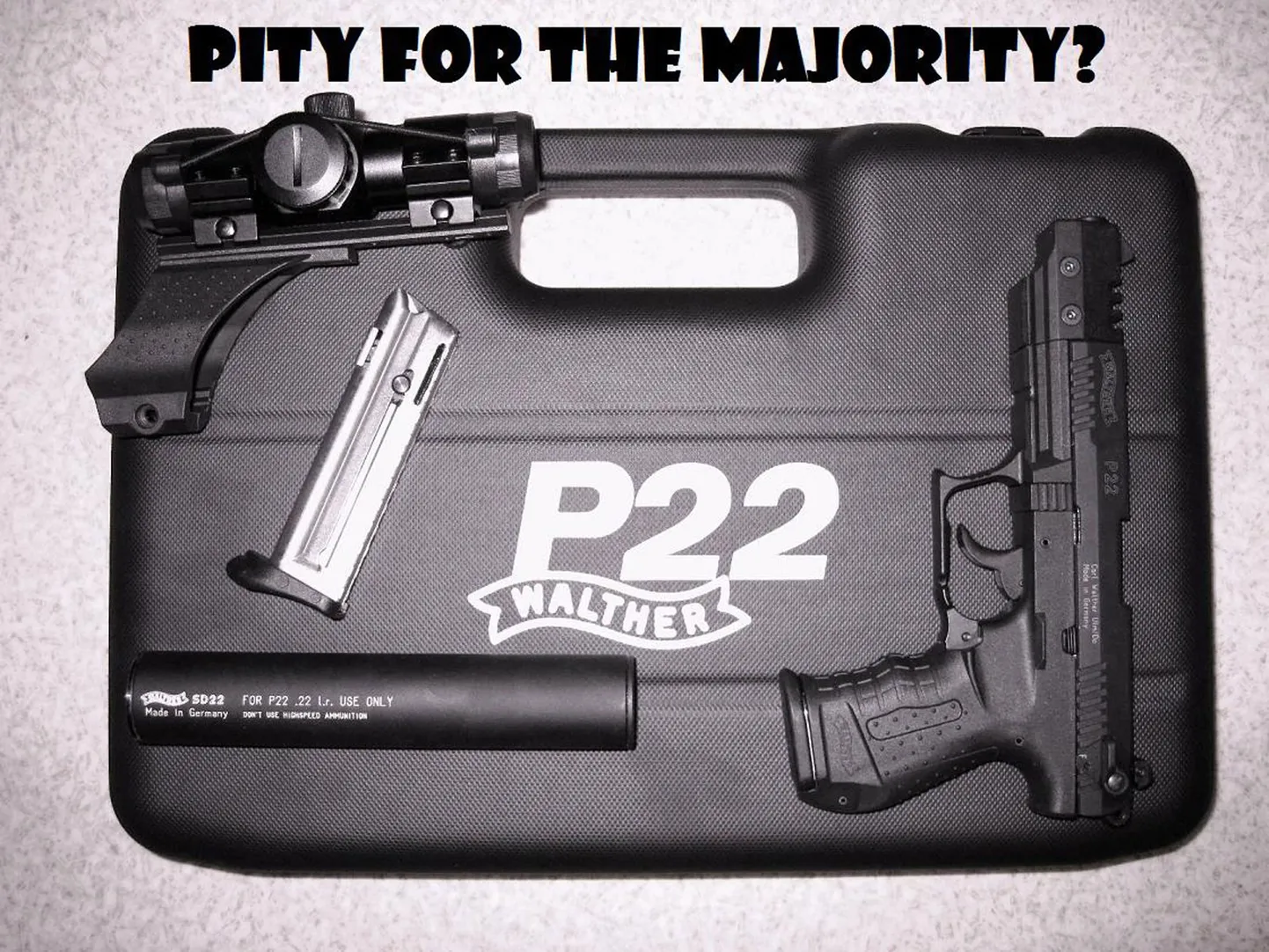 Kauhajoe koolitulistaja kasutas poolautomaatset püstolit Walther P22.