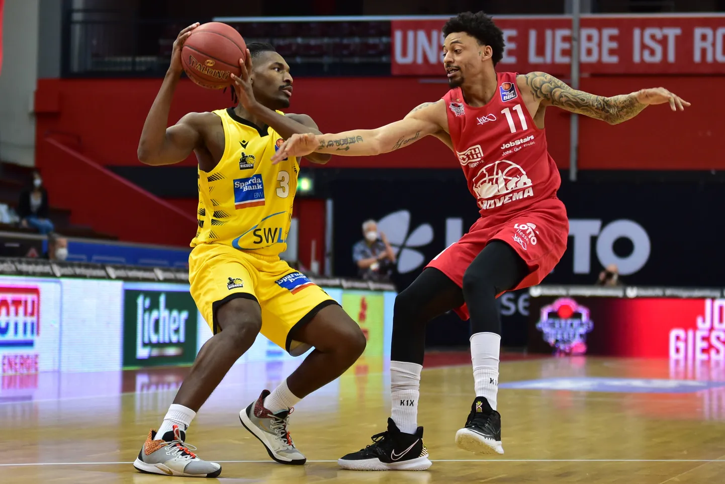 Jaleen Smith palliga.