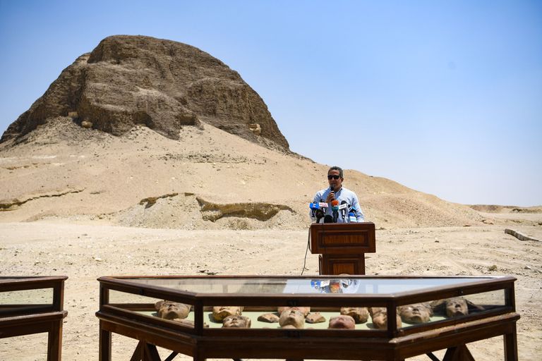 Egiptuse antiigiminister Khaled al-Anany avamas 28. juunil Faiyumis El-Lahuni püramiidi