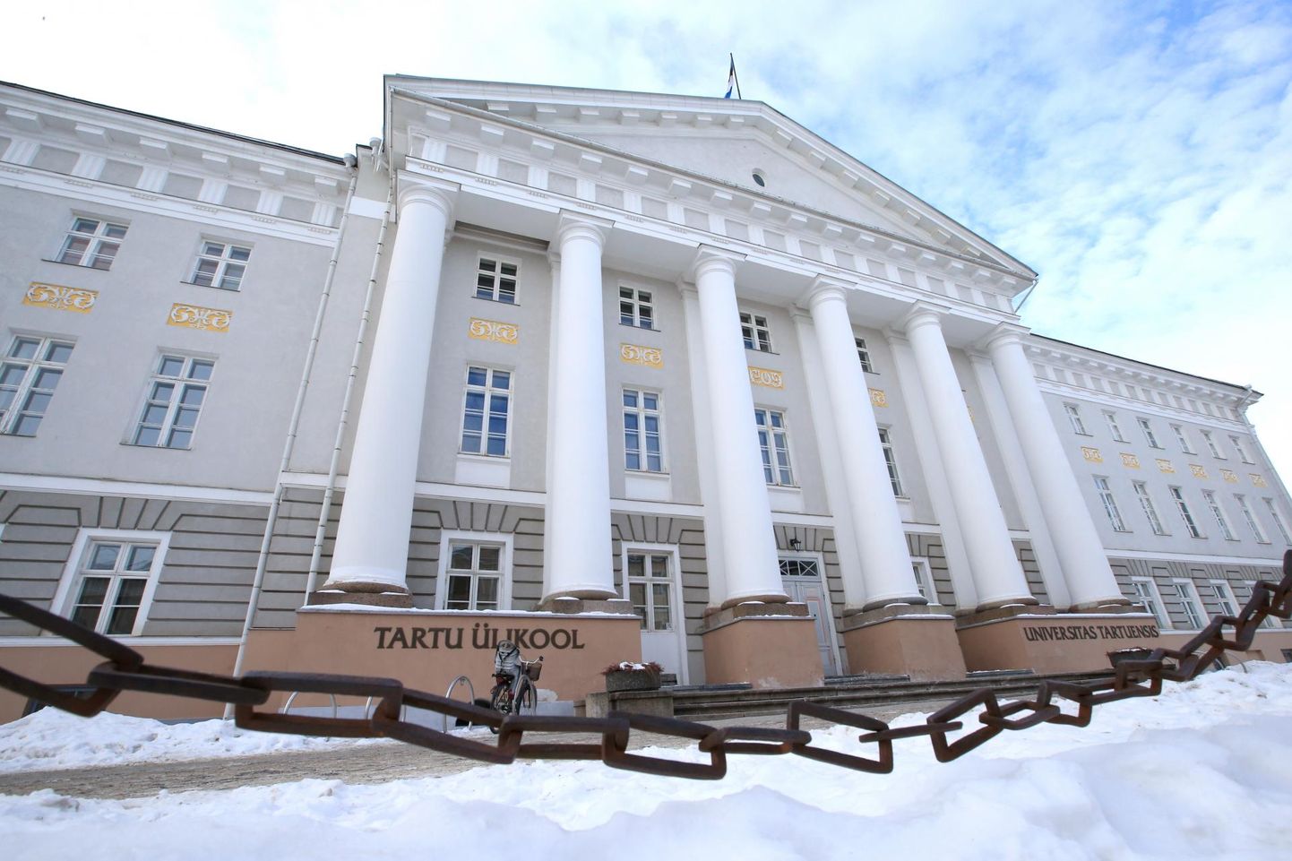 Tulevased tudengid võivad Tartu ülikooliga mitme kandi pealt tutvuda eeloleval reedel.