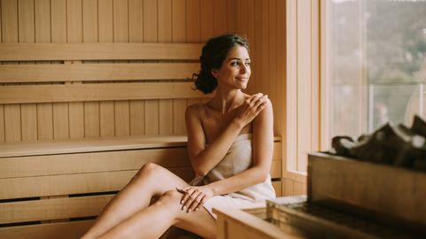 Naine koges üllatavat mõju, kui käis kuu aega iga päev saunas