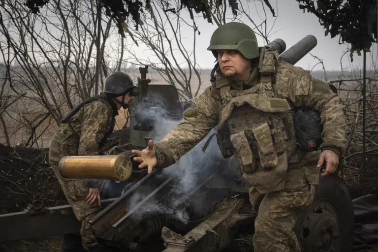 Ukraina peab mobiliseerima rohkem mehi armeesse, et asendada kaotusi ning anda puhkust neile, kes on rindel kaua sõdinud.