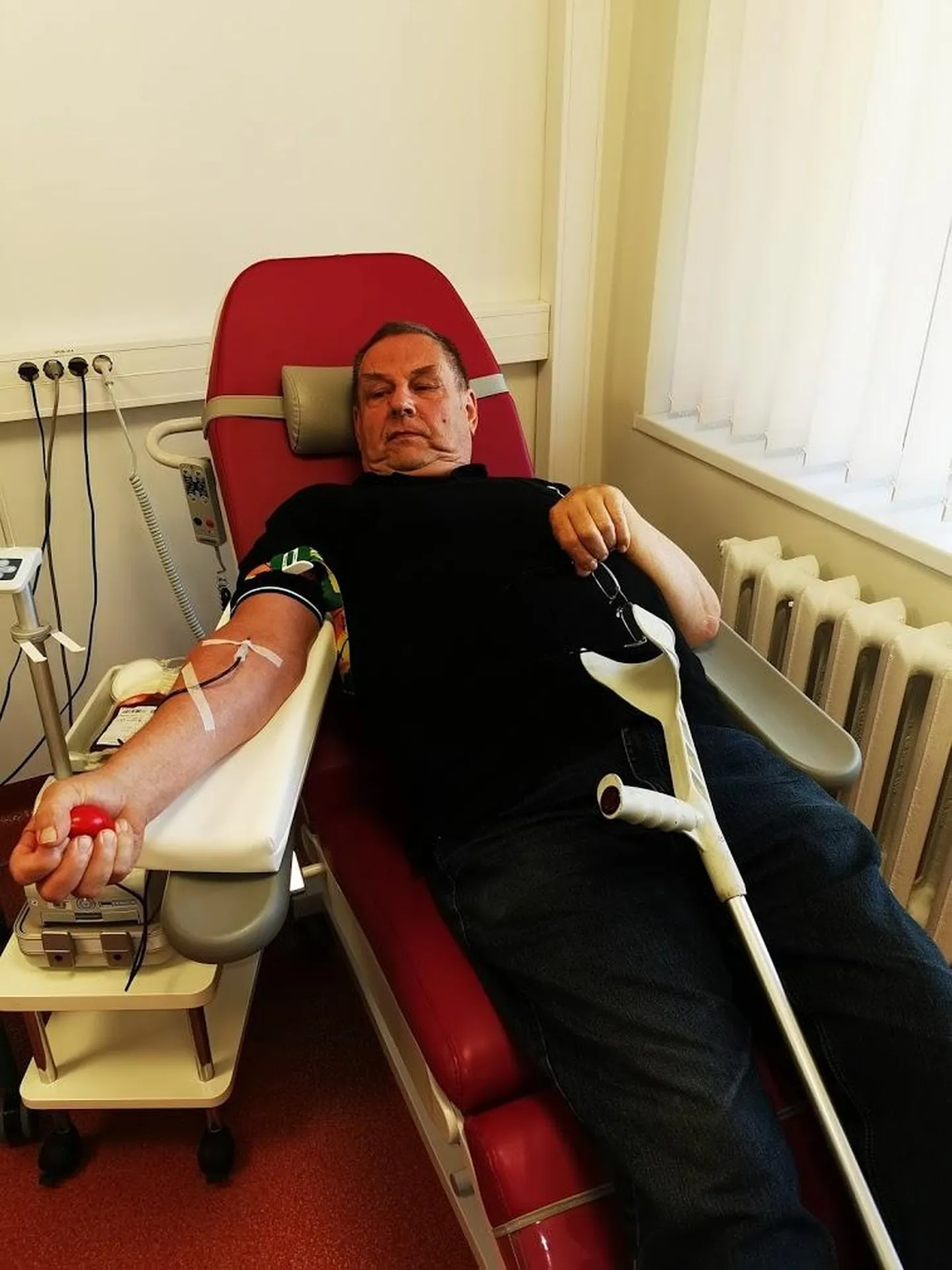 Lembit Kipper on verd loovutanud 201 korda ja president andis talle selle eest Eesti Punase Risti IV klassi teenetemärgi. 