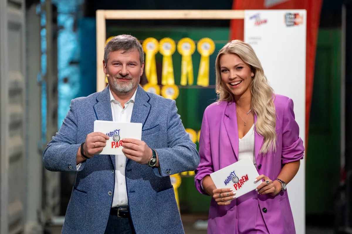 «Naabrist parem» saatejuhid Alari Kivisaar ja Keili Sükijainen