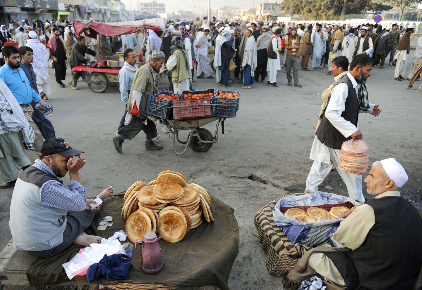 Vaade Kabuli turuplatsile.
