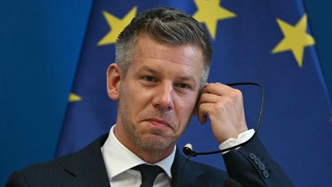 TUULA KOPONEN ⟩ Ungari pöördub taas Euroopa poole