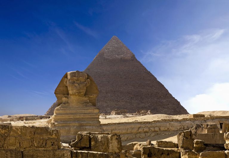 Sinks ja püramiid Egiptuses Giza platool