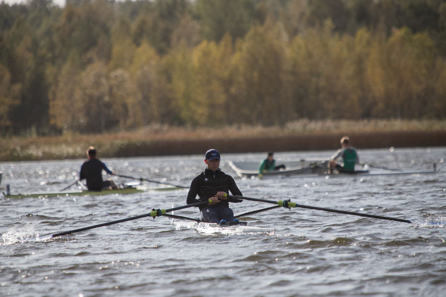 Viljandi järvel peeti sõudmise meistrivõistluseid. Esimesel päeval kimbutas osalejaid tugev tuul, teisel päeval tuli hakkama saada tihedate sajuhoogudega.