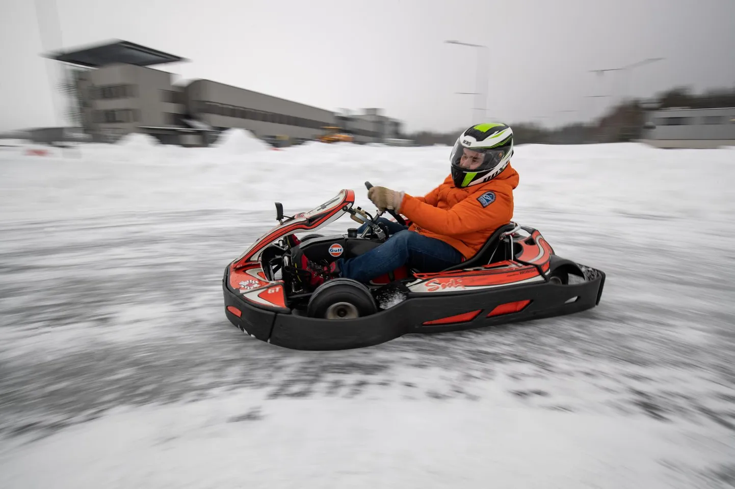 Jääkart on otsatult hasartne sõiduvahend, olgu roolis algaja või asjatundja.