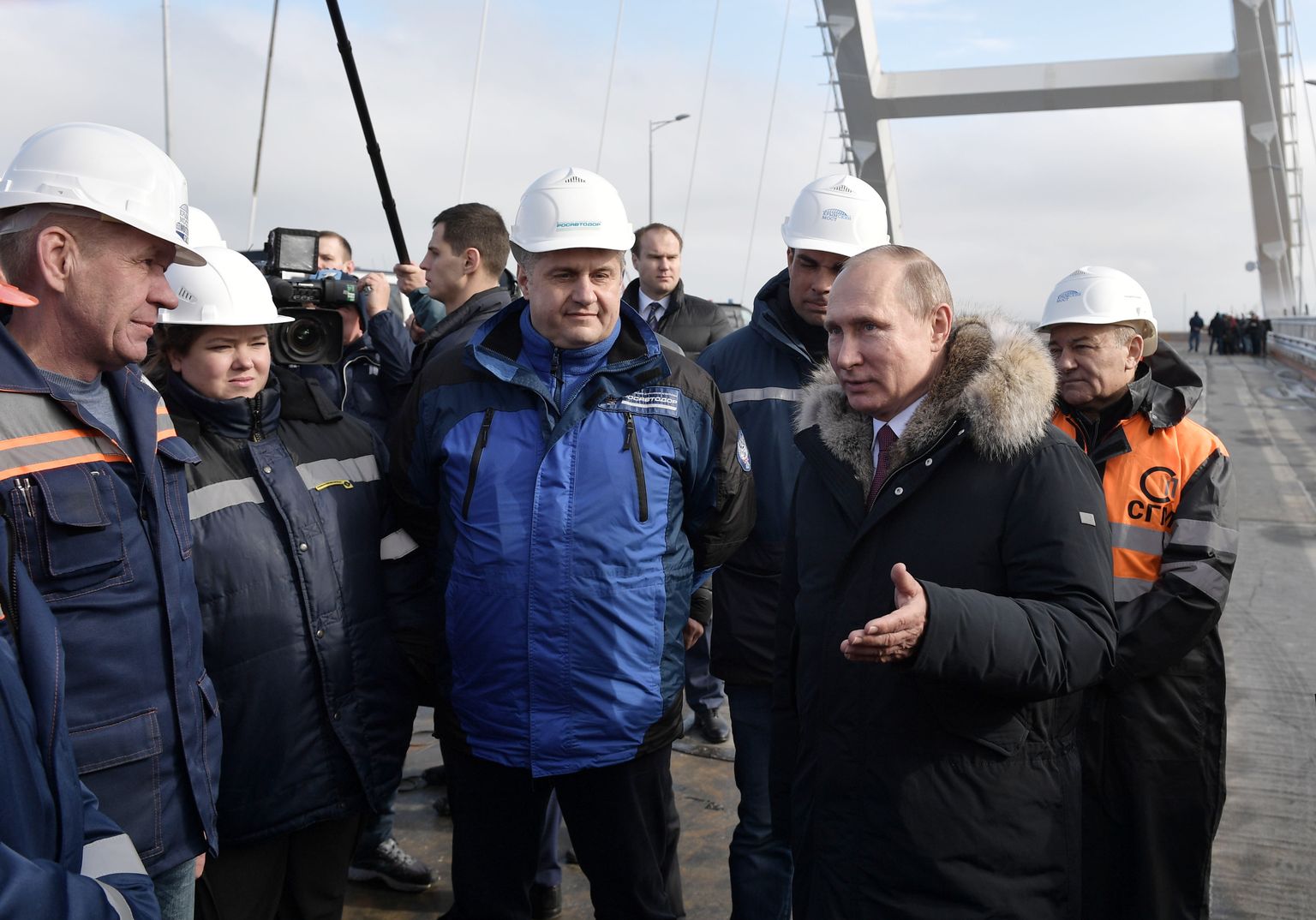 Krievijas prezidents Vladimirs Putins tiekas ar Krimas tilta celtniekiem 2018. gada martā