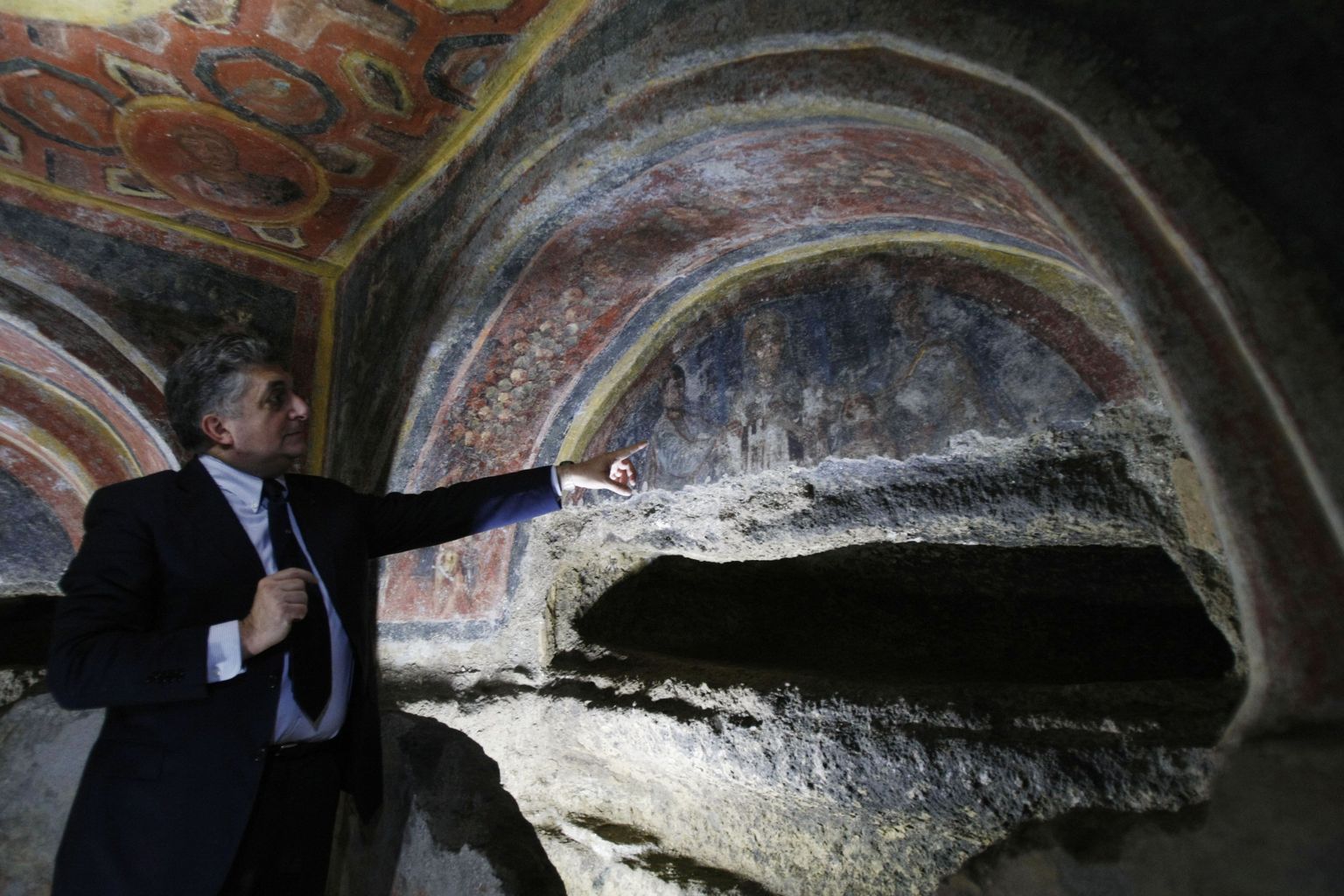 Peetrust ja Paulust kujutavad freskod avastati jõuka roomlanna matmispaigast