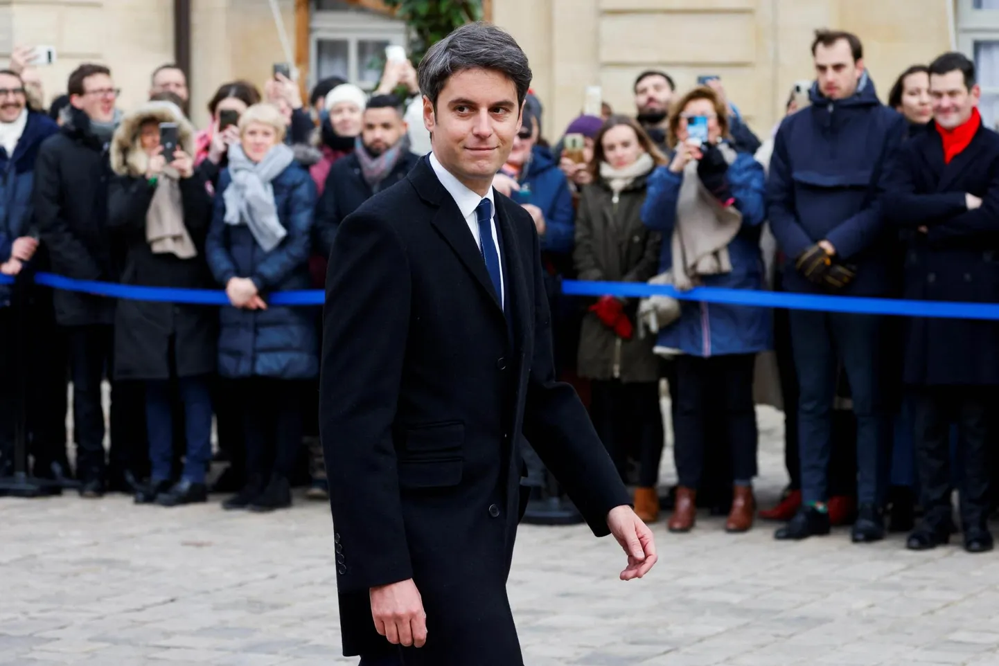 Prantsusmaa värske peaminister Gabriel Attal eile Pariisis ametisse astumise tseremoonial.