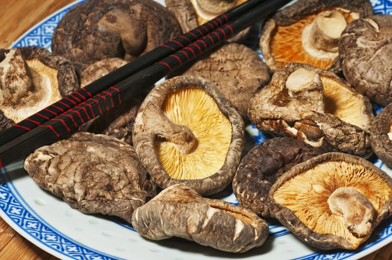 Shiitake seened on levinud Aasia köögis ning on maailmas šampinjonide järel kõige populaarsemad seened. 