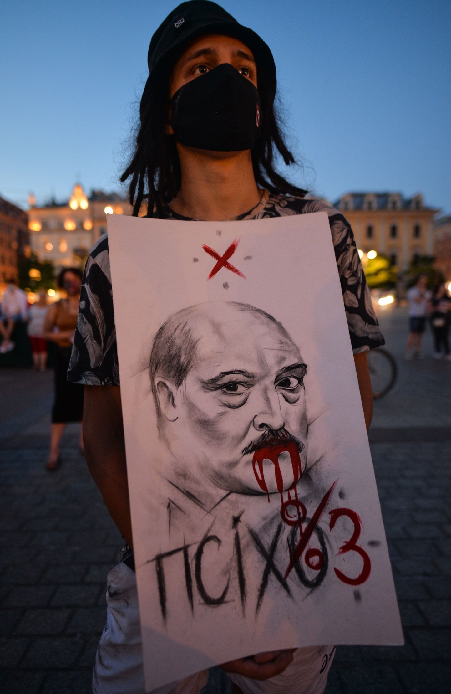 Valgevene kodanik Poolas Krakowis protestimas president Alaksandr Lukašenka vastu