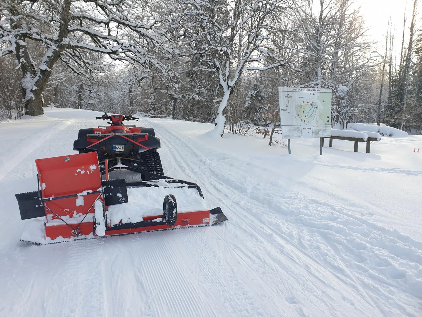 Vinni vallas on mitu suusarada sõitjate ootel.
