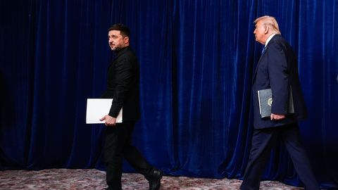 Tramps miera sarunu bremzēšanā atkal vaino Zelenski