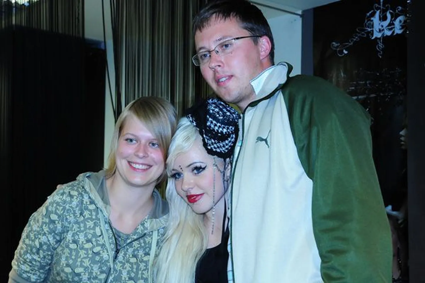 Kerli Kõiv jagas Kaubamajas kallistusi ja autogramme, 01.09.2008