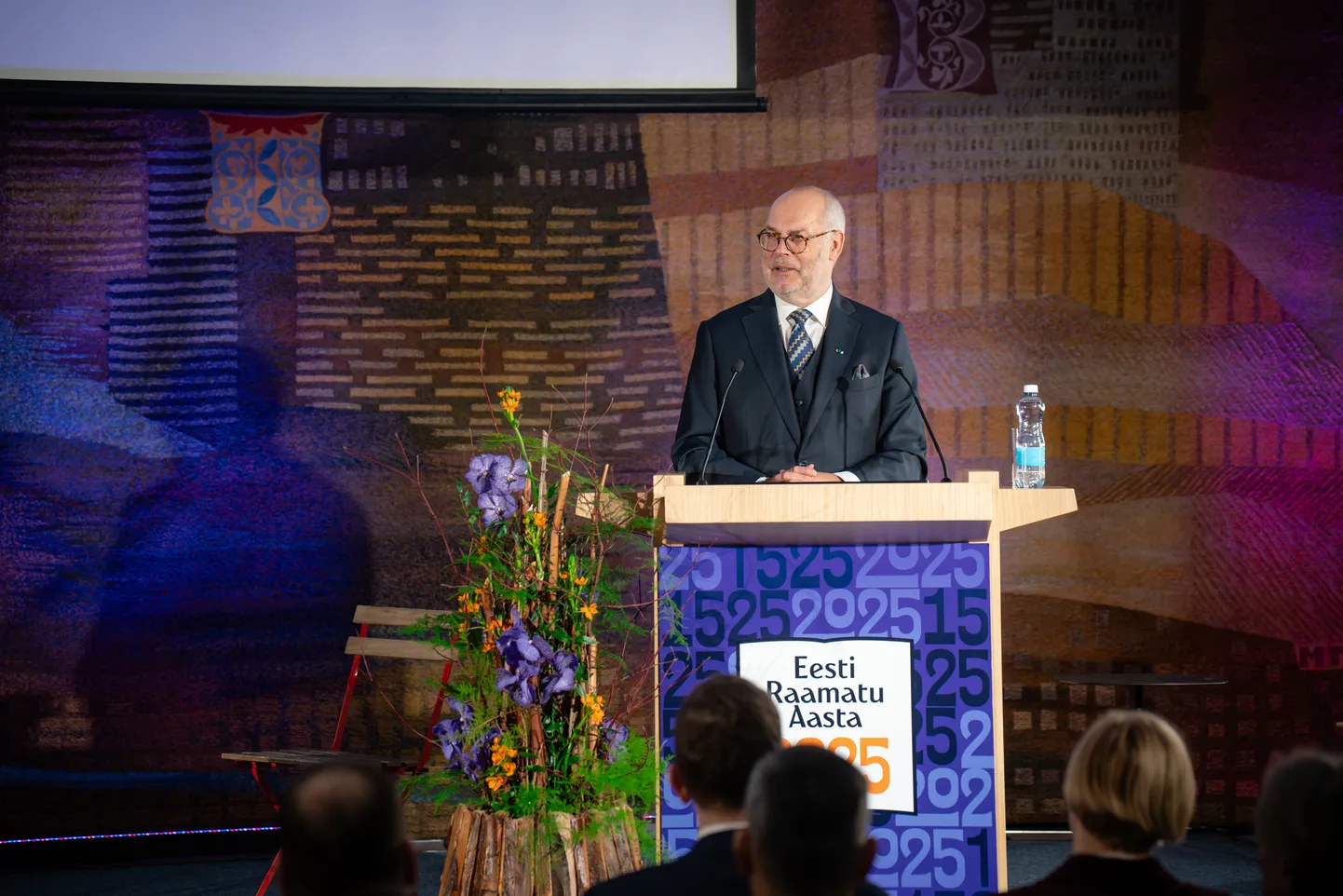 President Alar Karis on eesti raamatu aasta patroon.