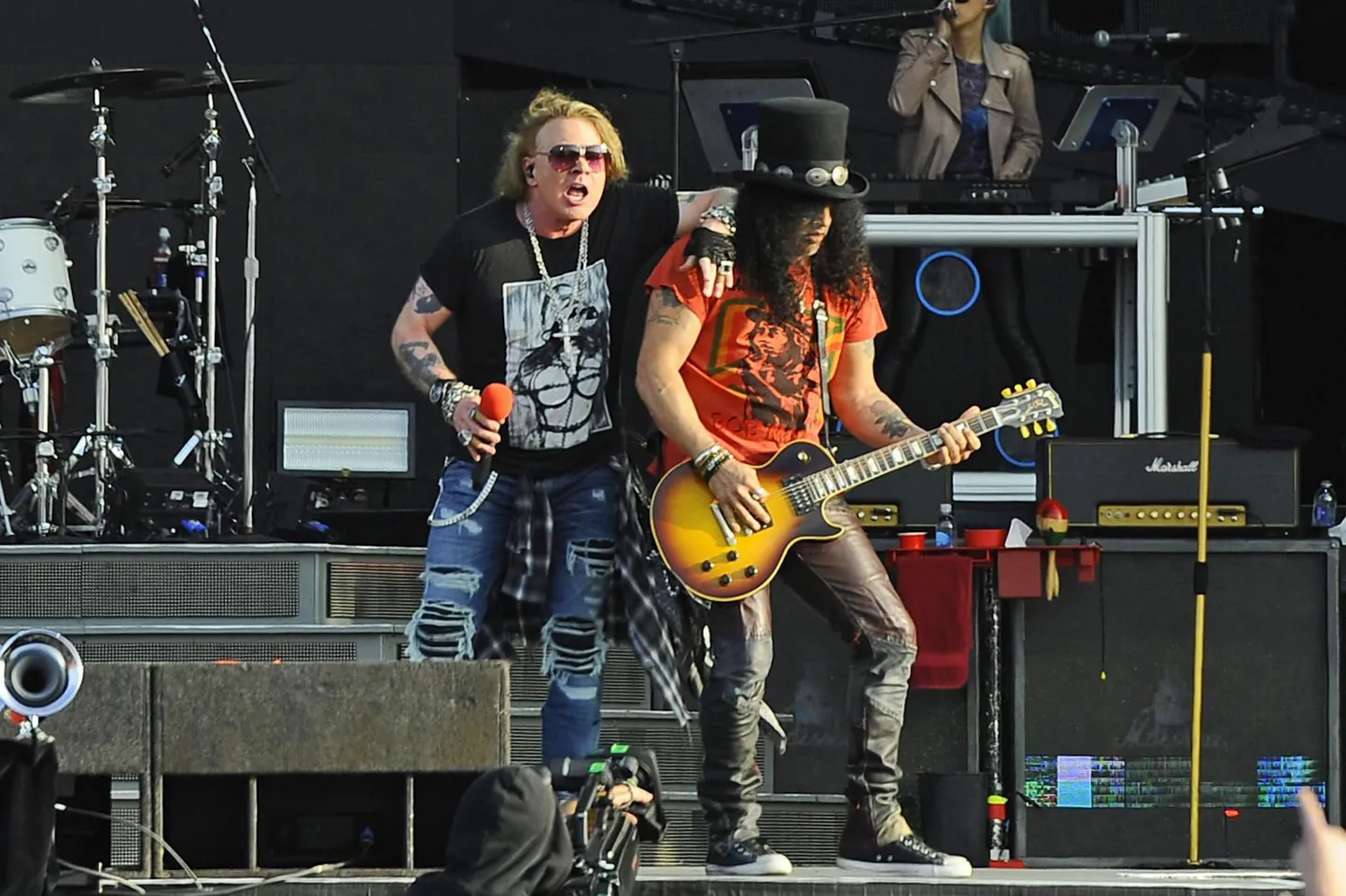 Axl Rose&#39;i ja Slashi lavasõud nägi esmaspäeval Tallinnas.