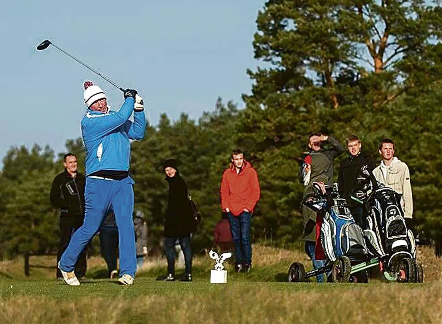 Pärnu Bay Golf Linksi esimese aastapäeva võistlusel osales golfareid üheksast golfiklubist.