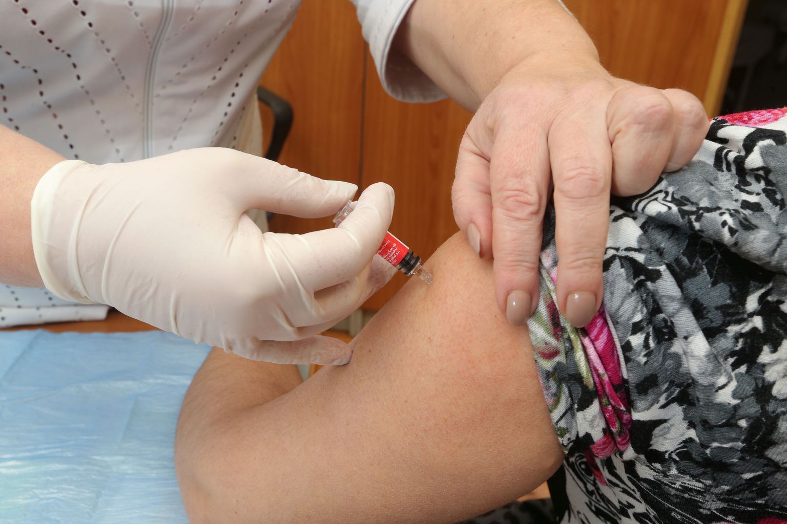 Õed tegelevad näiteks vaktsineerimise ja vereproovide võtuga.