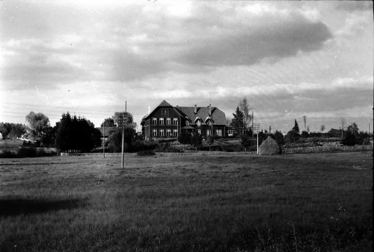 Kantsi koolimaja 1961. aastal.