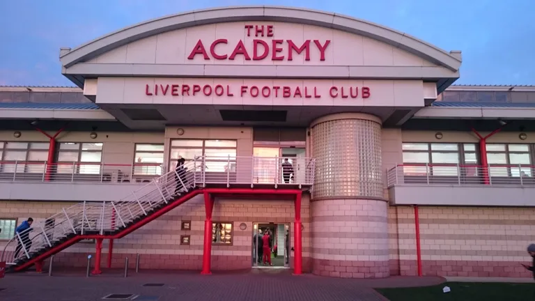 FC Liverpooli jalgpalliakadeemia.