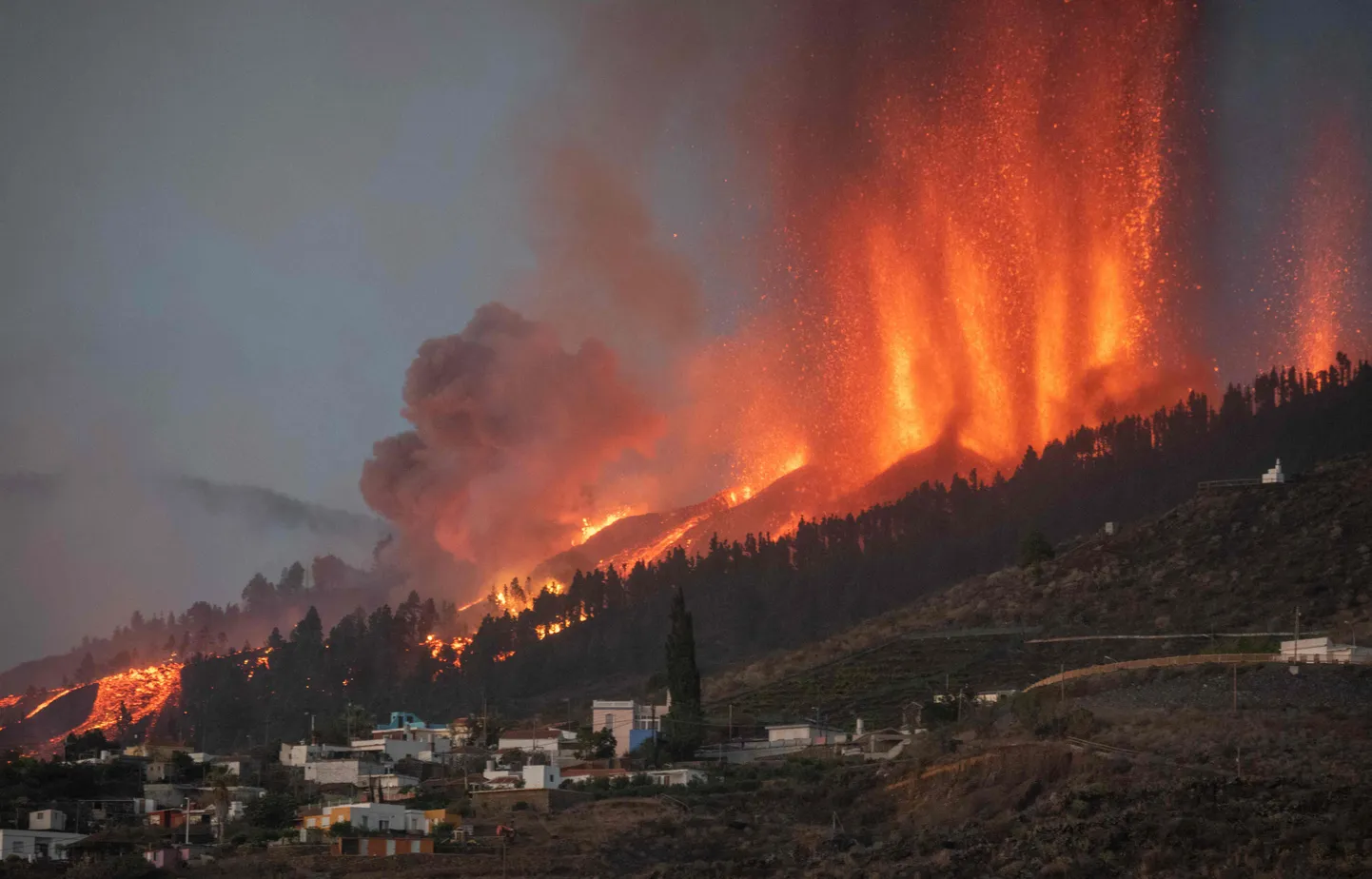 Palmas salā noticis vulkāna izvirdums.