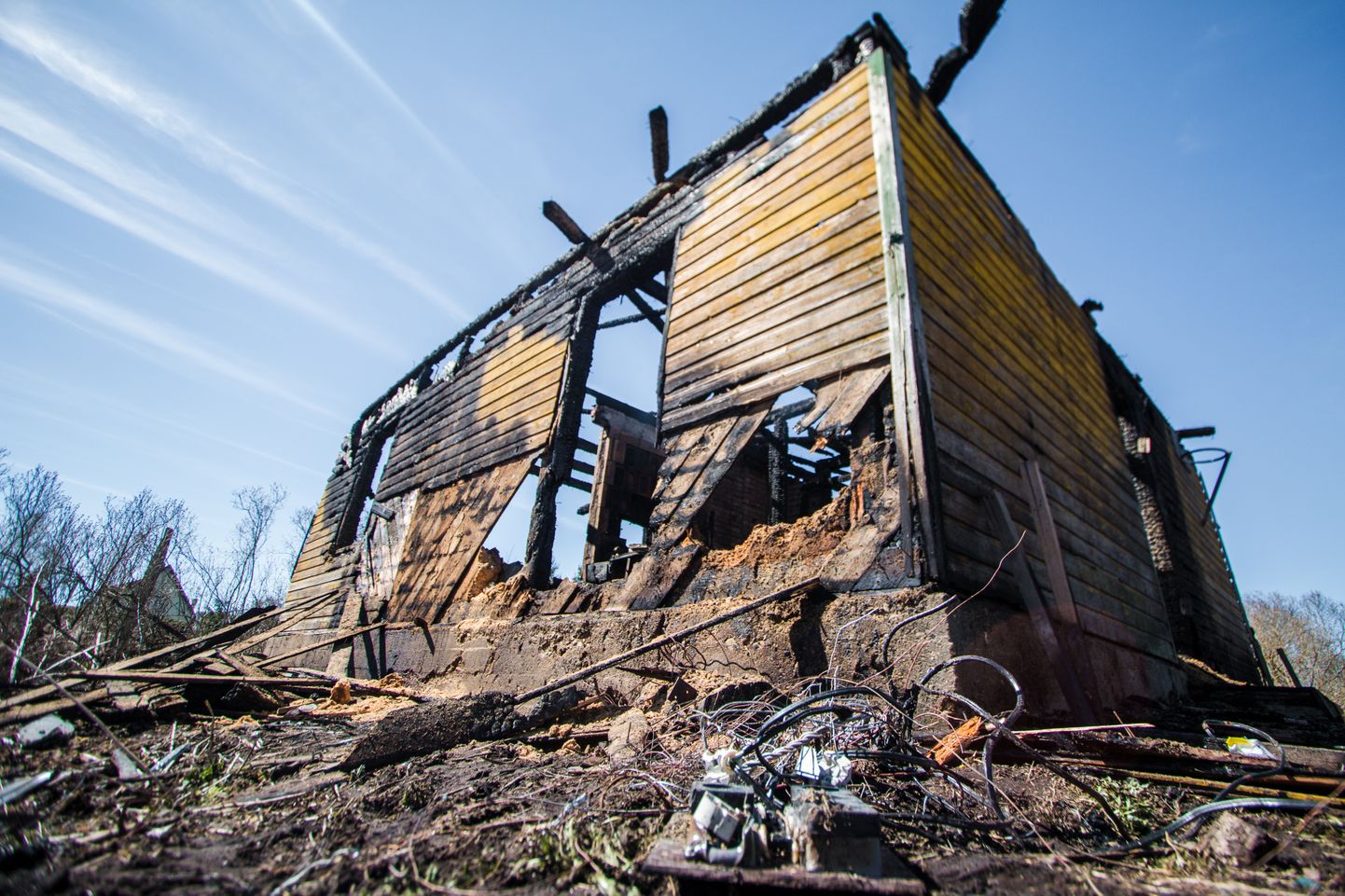 Häädemeeste vallas Soometsa külas põlenud majas kaotas elu 52aastane mees.