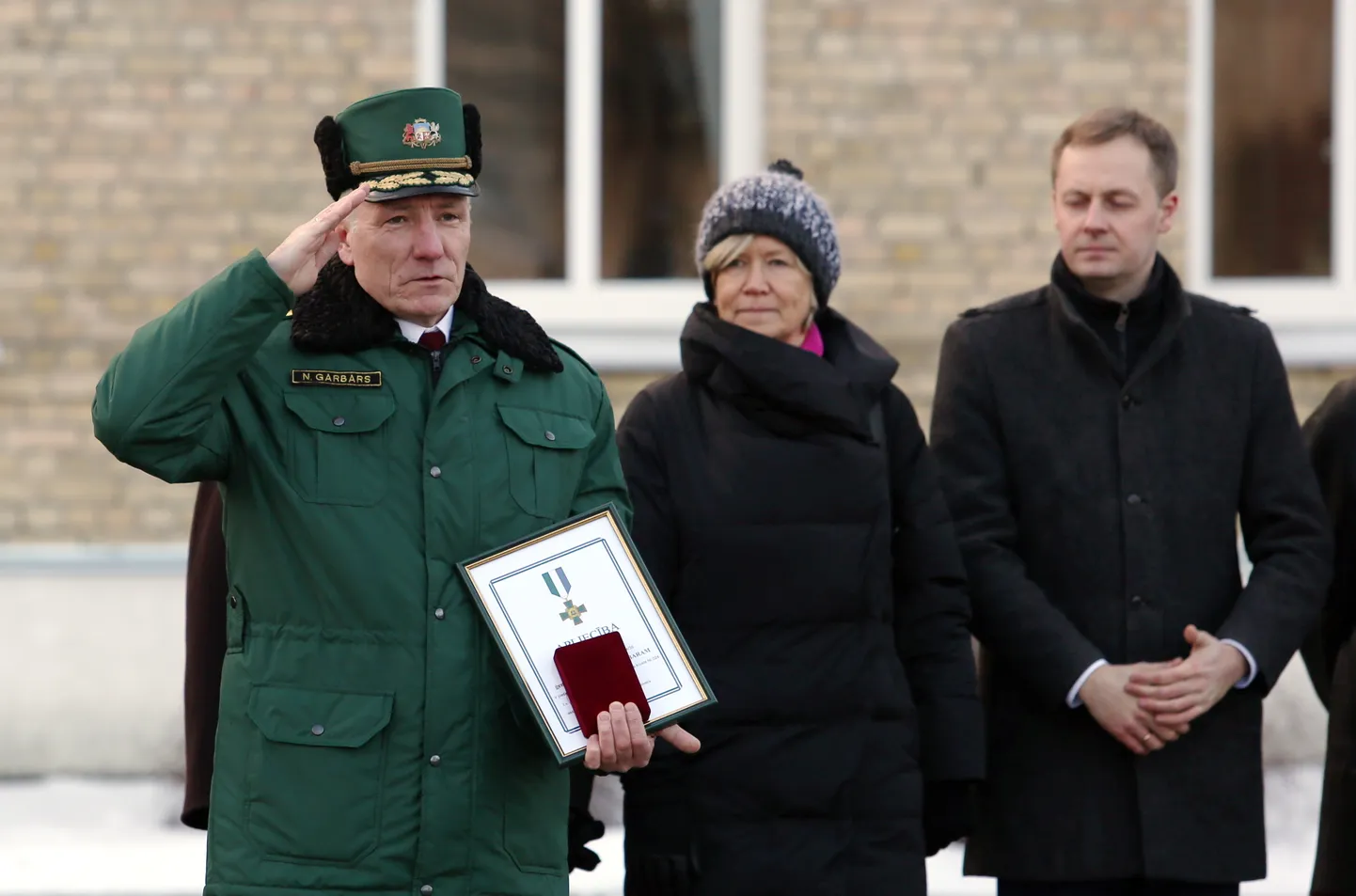 Normunds Garbars (vasakul) pidulikul tseremoonial.