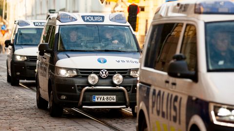 Полиции пришлось разбить окно, чтобы спасти малыша: в Финляндии мать подозревают в попытке убийства ребенка