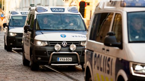 Полиции пришлось разбить окно, чтобы спасти малыша: в Финляндии мать подозревают в попытке убийства ребенка