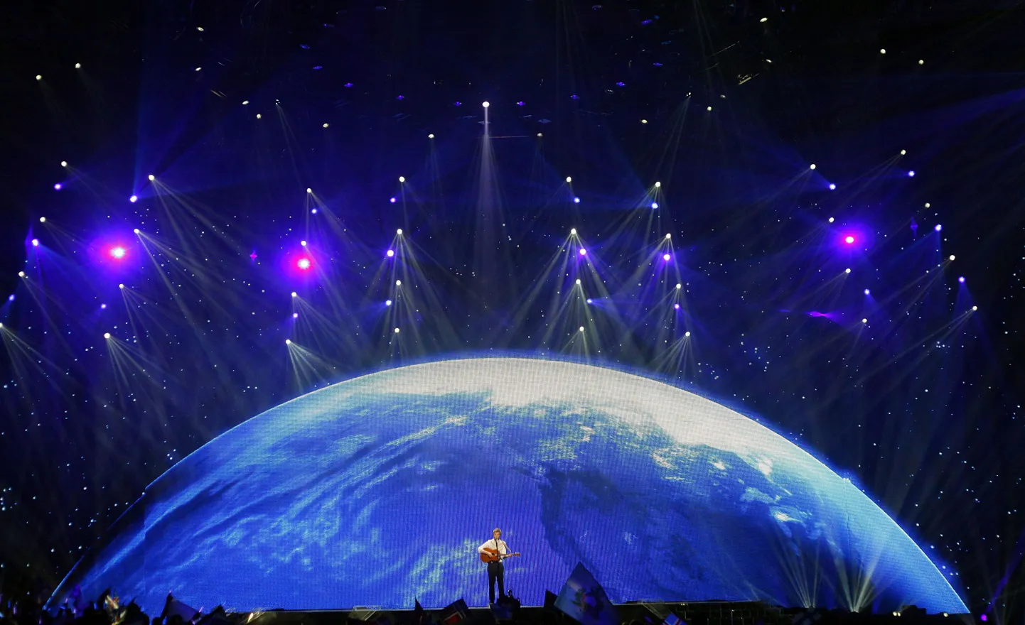 56. Eurovisiooni esimene poolfinaal; Paradise Oskar, Soome