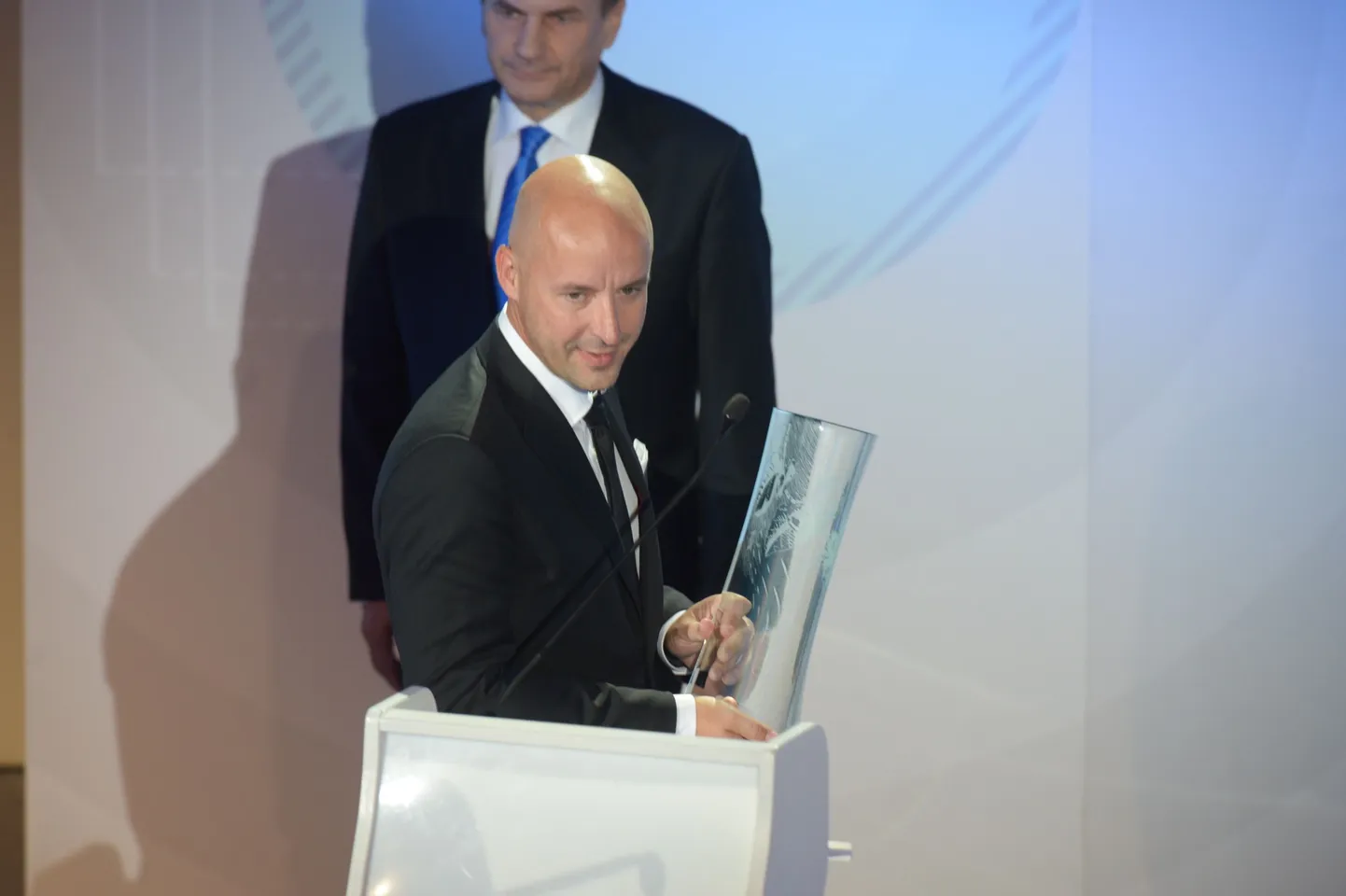 Aasta ettevõte 2013 - Kühne + Nagel AS. Tegevjuht Priit Põldar.