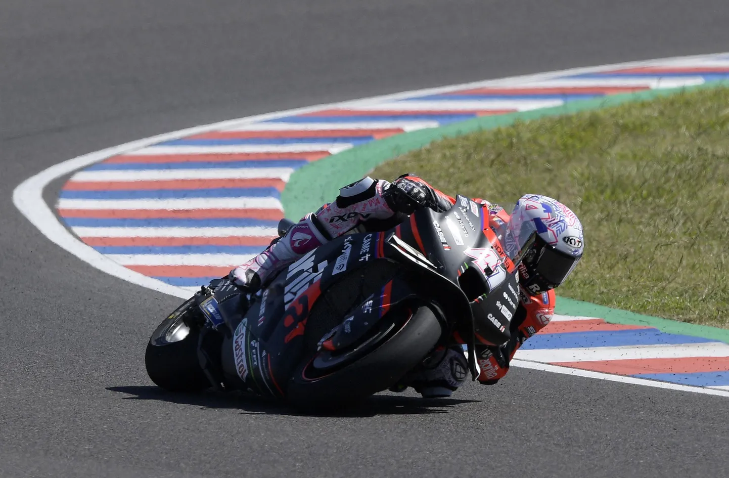 MotoGP braucējs Aleišs Espargaro