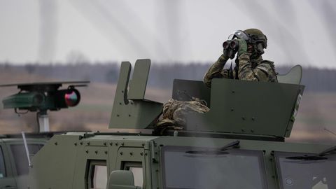 PIIRIKRIIS ⟩ Lukašenka võttis Leedu rekkad pantvangi