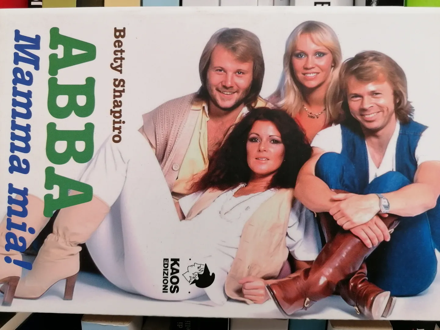 ABBA raamatu kaas.