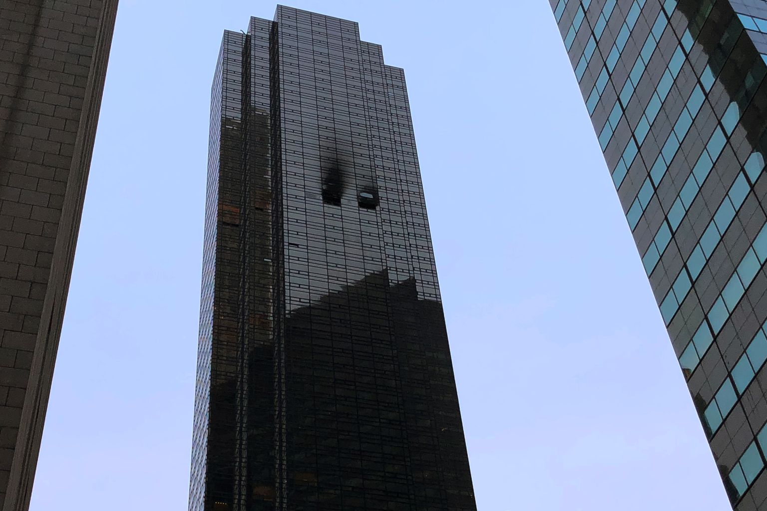 Trump Tower pärast põlengut.